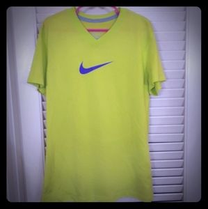 Nike dry-fit boys T-shirt size large